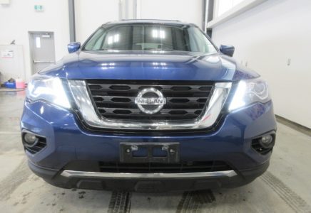 Image for used 2018 NISSAN PATHFINDER 3