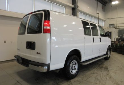 Image for used 2023 GMC SAVANA CARGO 2500 7