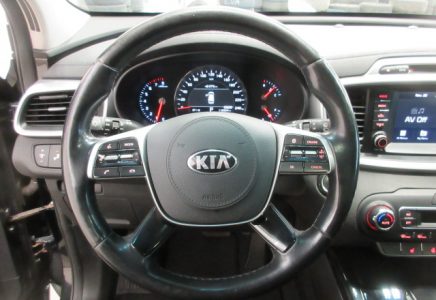 Image for used 2019 KIA SORENTO 14