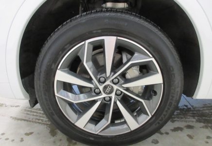 Image for used 2023 AUDI Q5 10